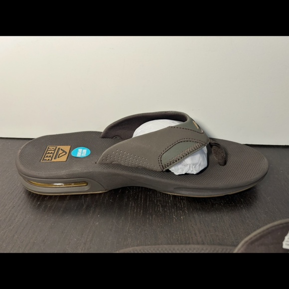 Reef Fanning Flip Flops with Bottle Opener Brown/Green/Gum Mens 10 - Picture 3 of 16